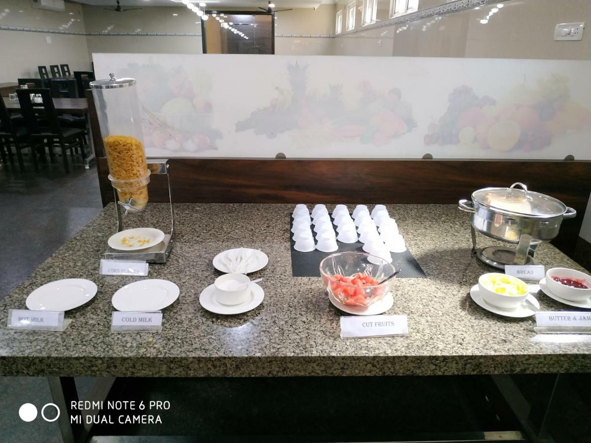 Hotel Sree Devi מדוראי מראה חיצוני תמונה